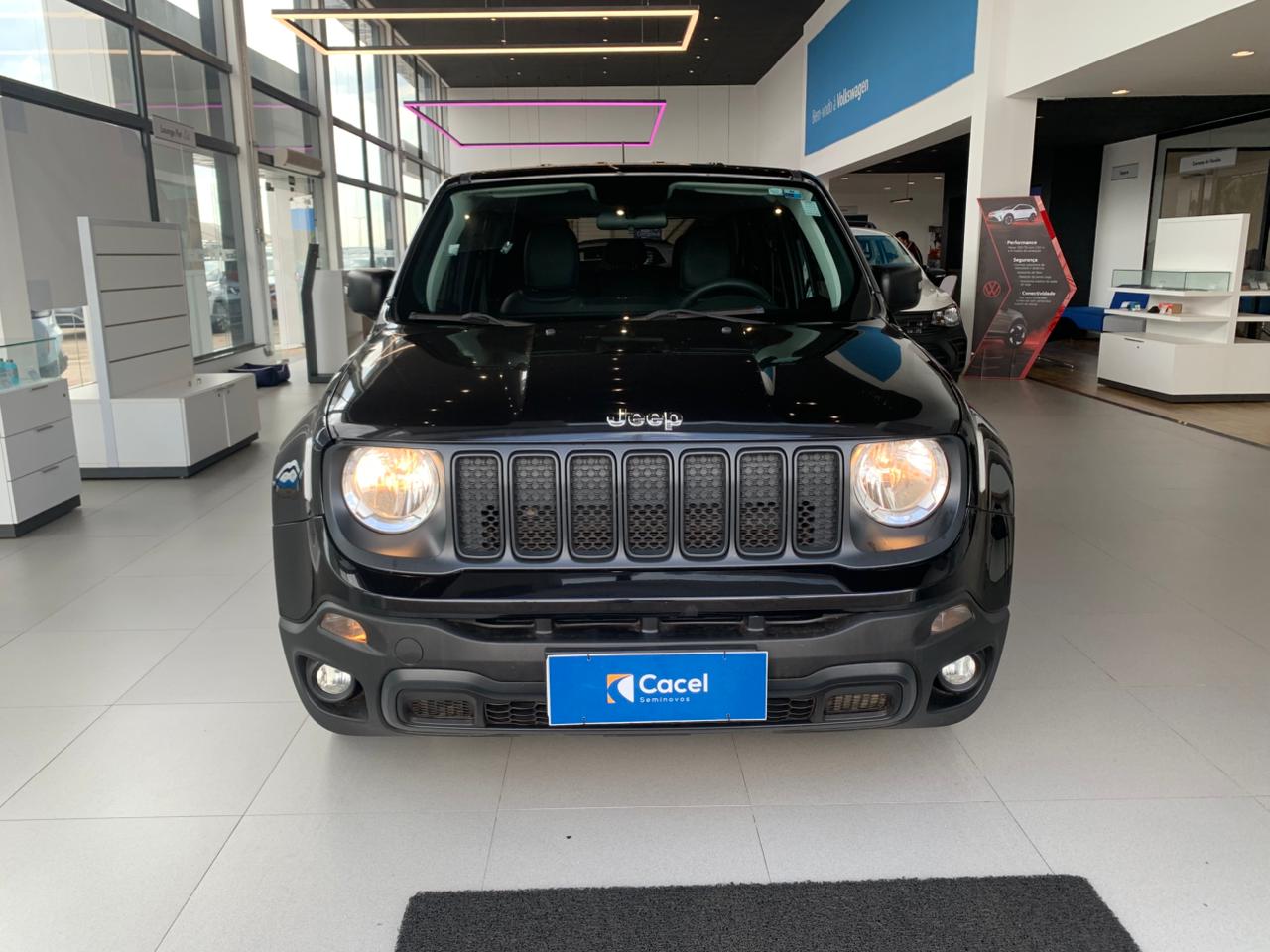 Renegade Longitude 1.8 4x2 Flex 16V Aut.