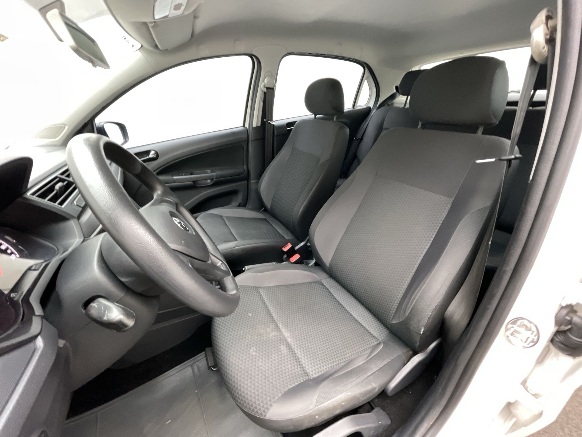 VW - Volkswagen-Gol-Gol 1.0 Flex 12V 5p