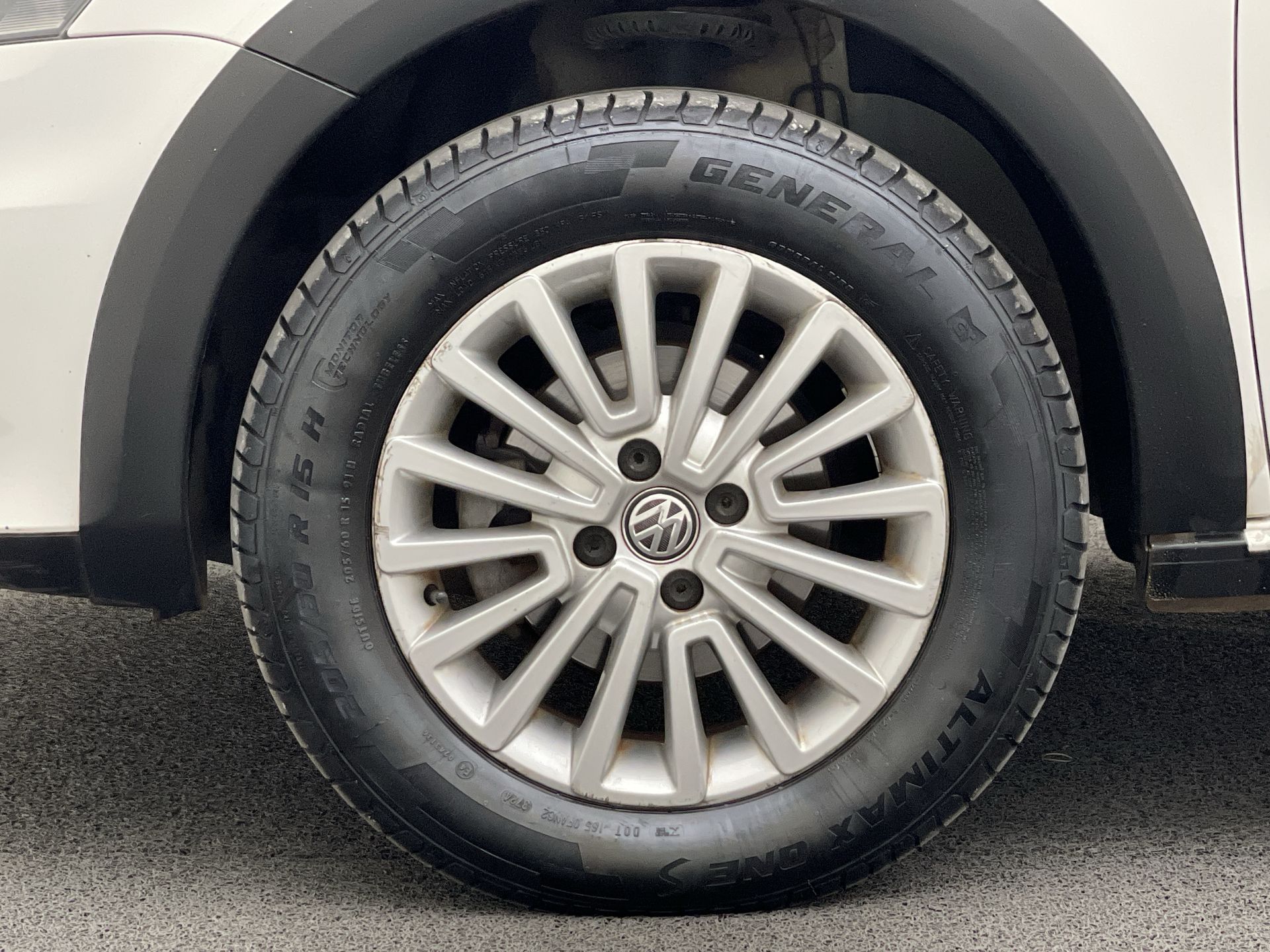VW - Volkswagen-Saveiro-Saveiro Highline 1.6 T. Flex 8V CD