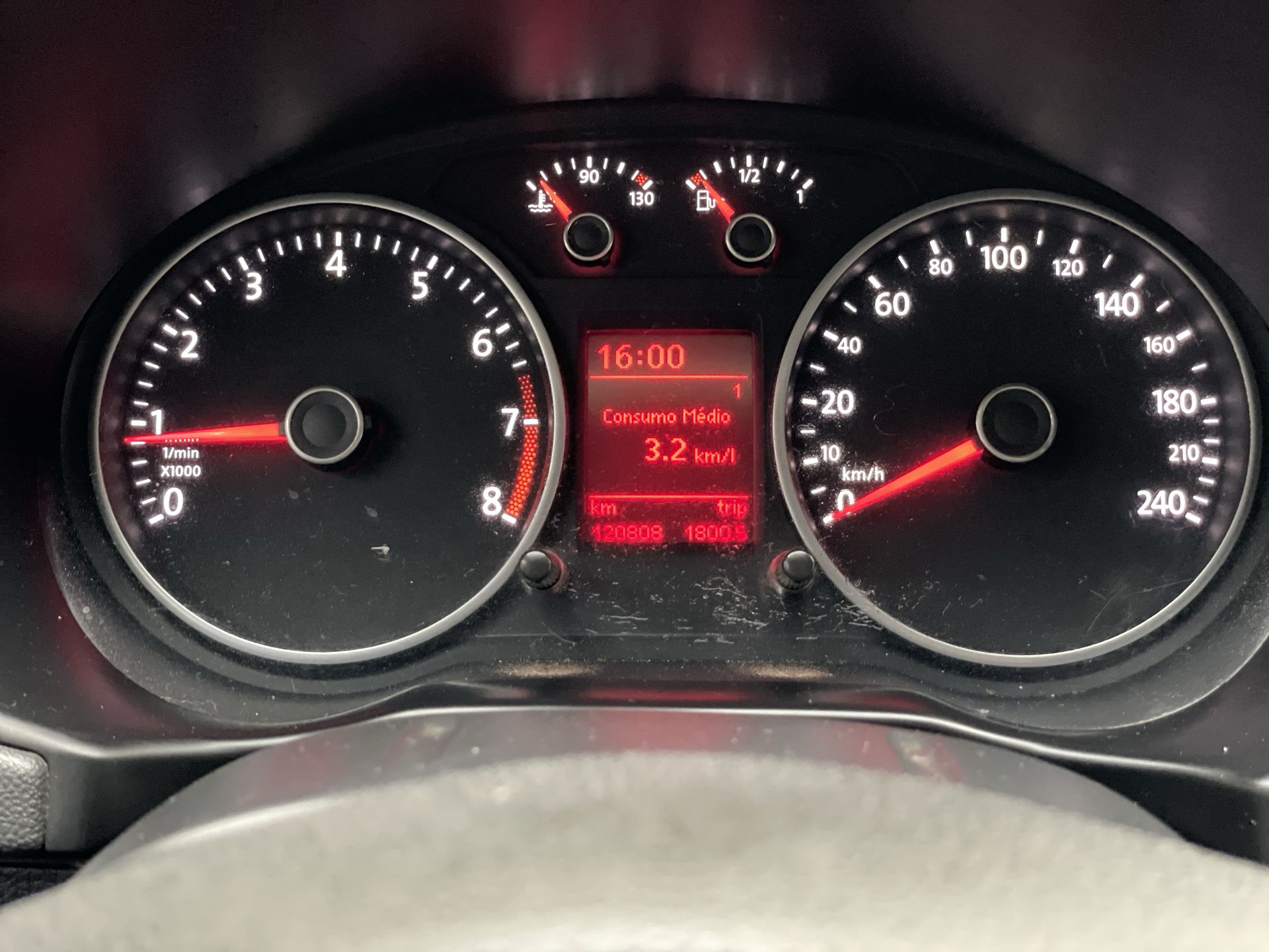 VW - Volkswagen-Saveiro-Saveiro Highline 1.6 T. Flex 8V CD