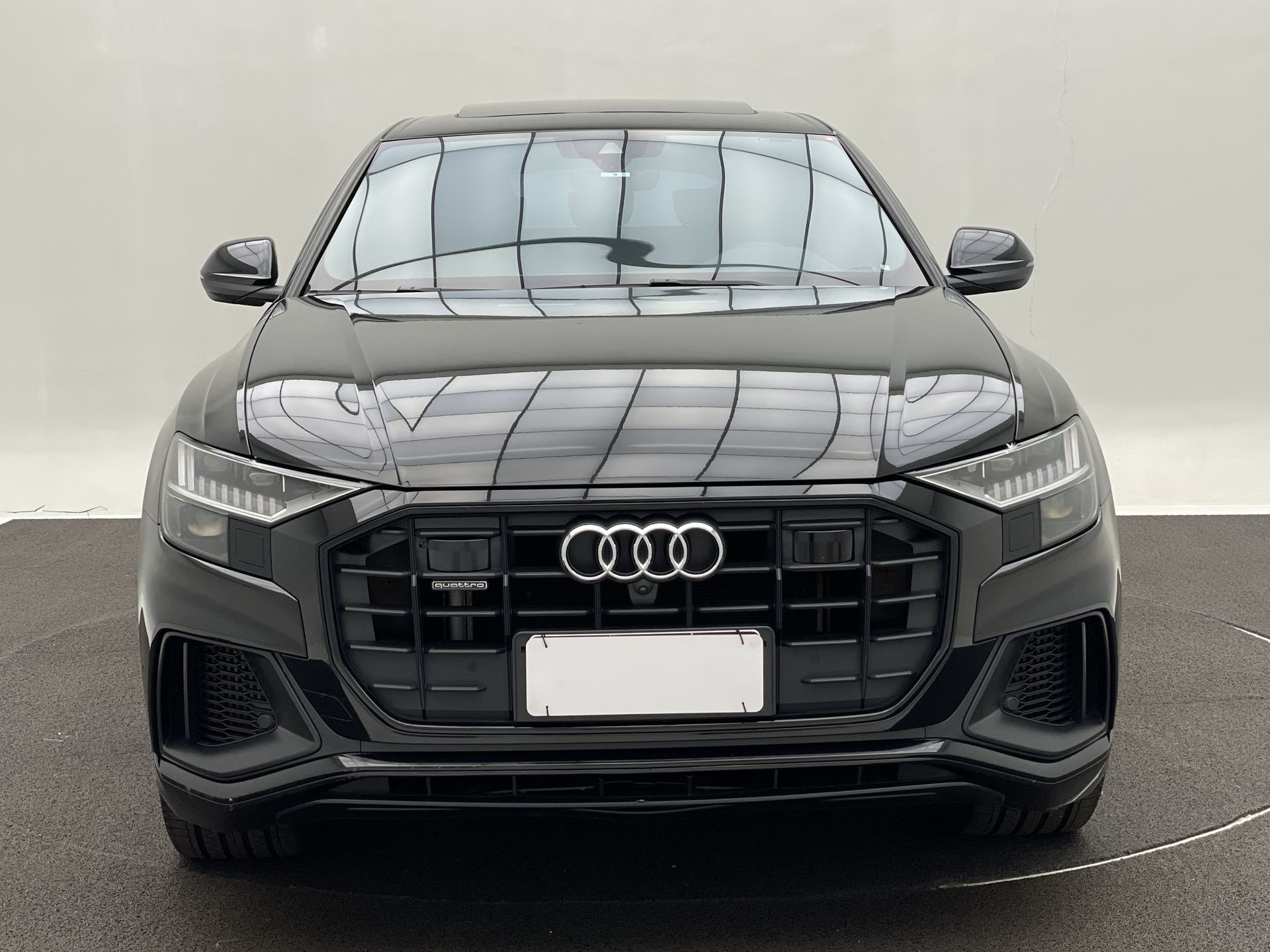 Audi-Q8-Q8 Perf.Black 3.0 TFSI Quattro S-tronic