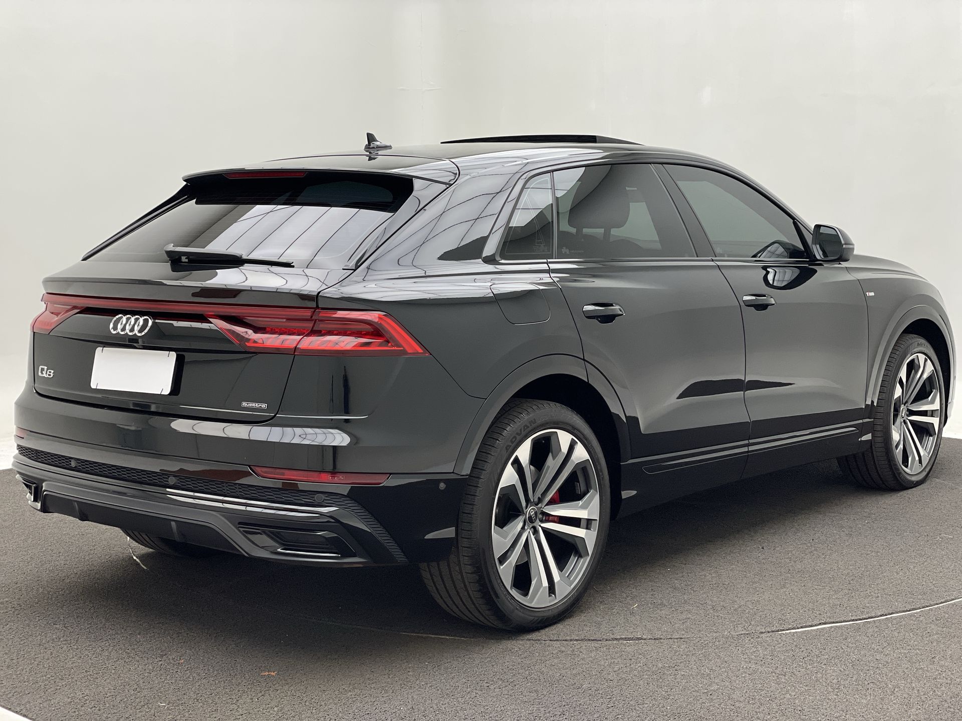 Audi-Q8-Q8 Perf.Black 3.0 TFSI Quattro S-tronic