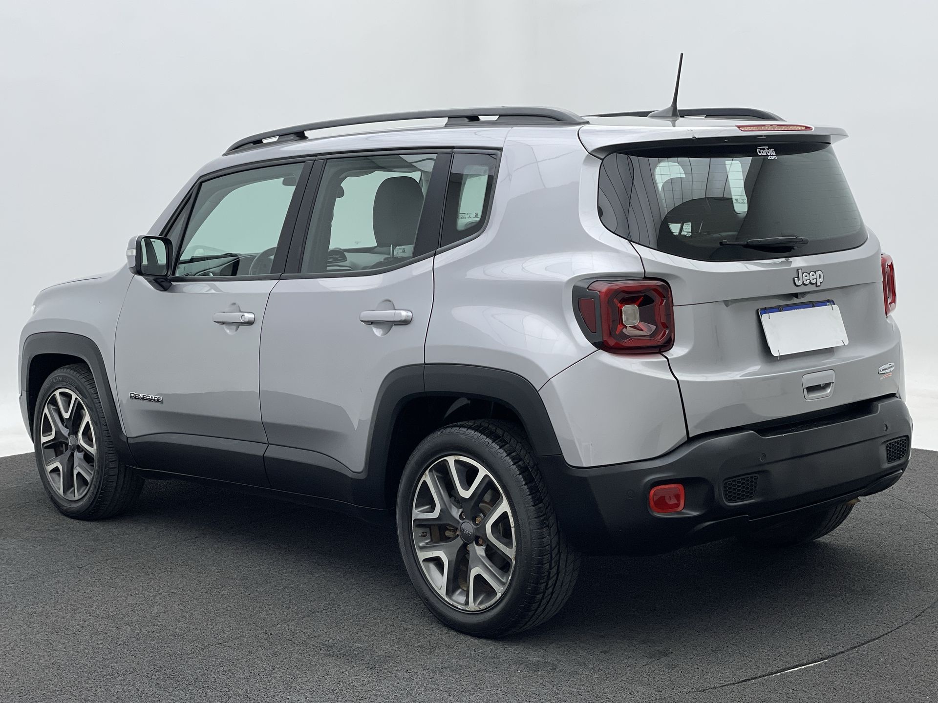 Renegade Longitude 1.8 4x2 Flex 16V Aut.