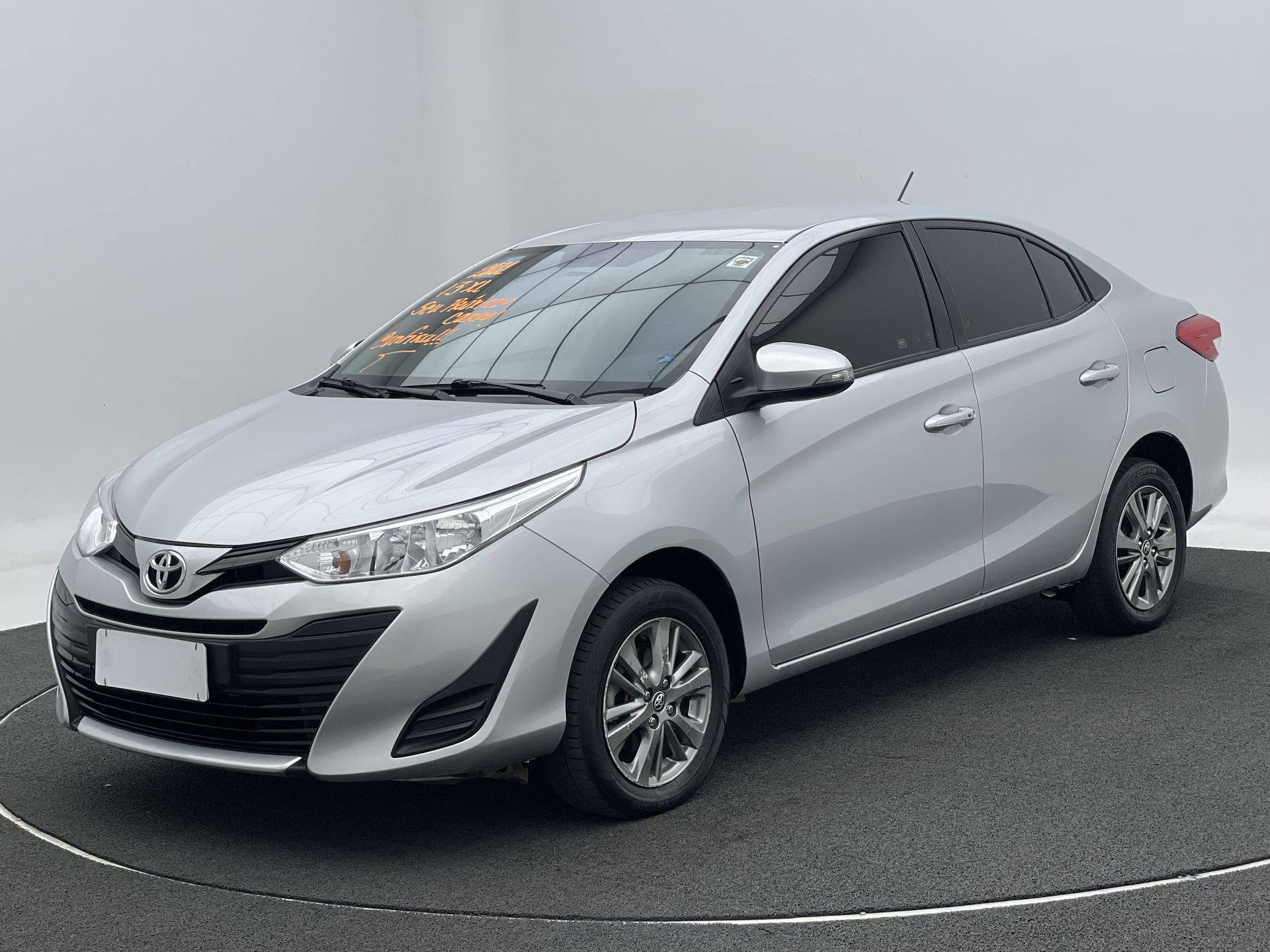 YARIS XL Plus Con. Sed. 1.5 Flex 16V Aut