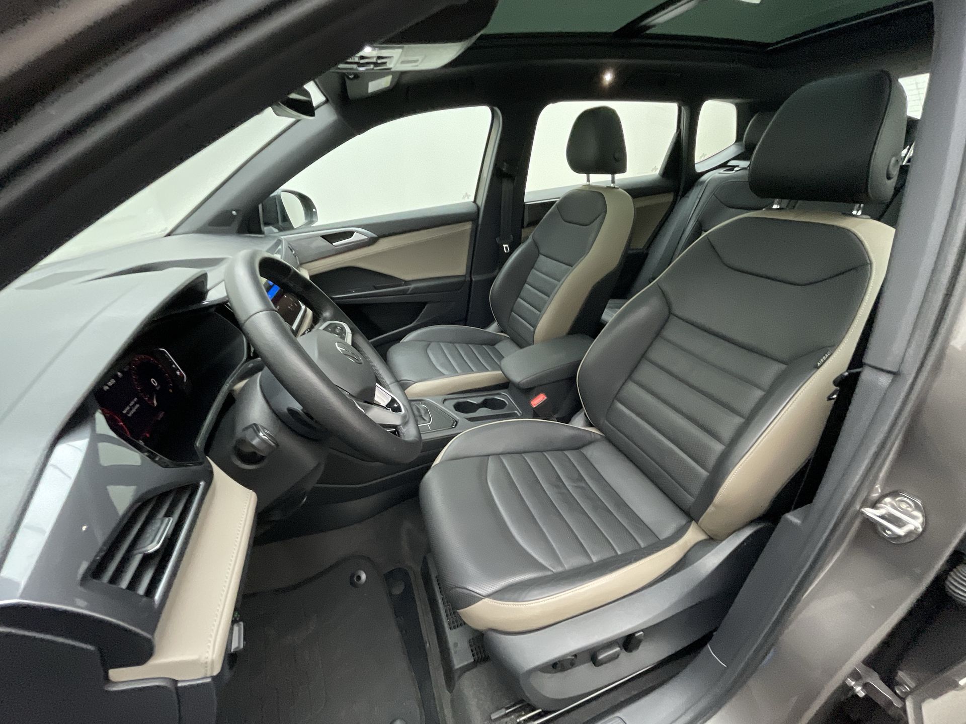 TAOS Highline 1.4 250 TSI Flex Aut.