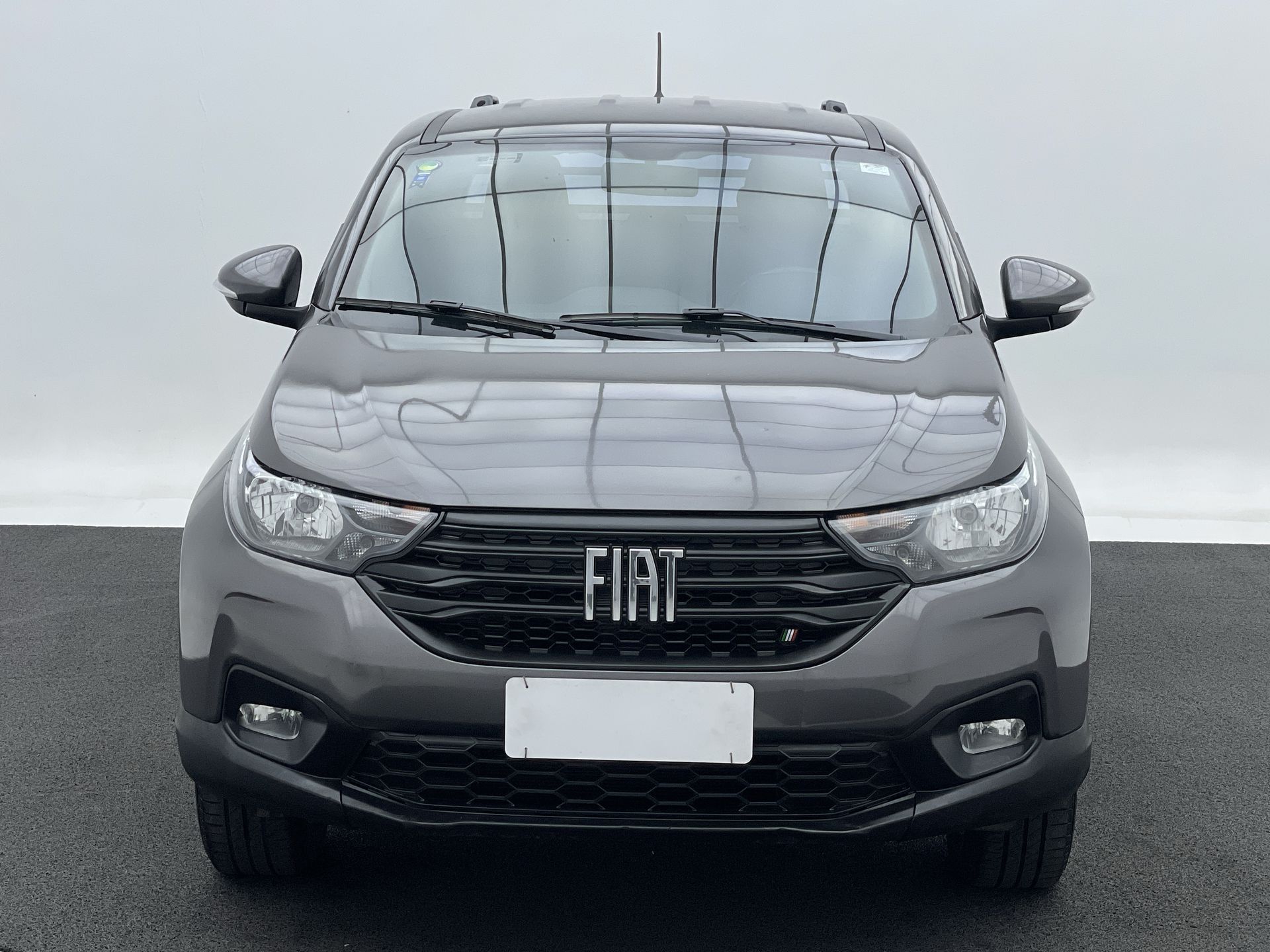Fiat-STRADA-Strada Freedom 1.3 Flex 8V CD