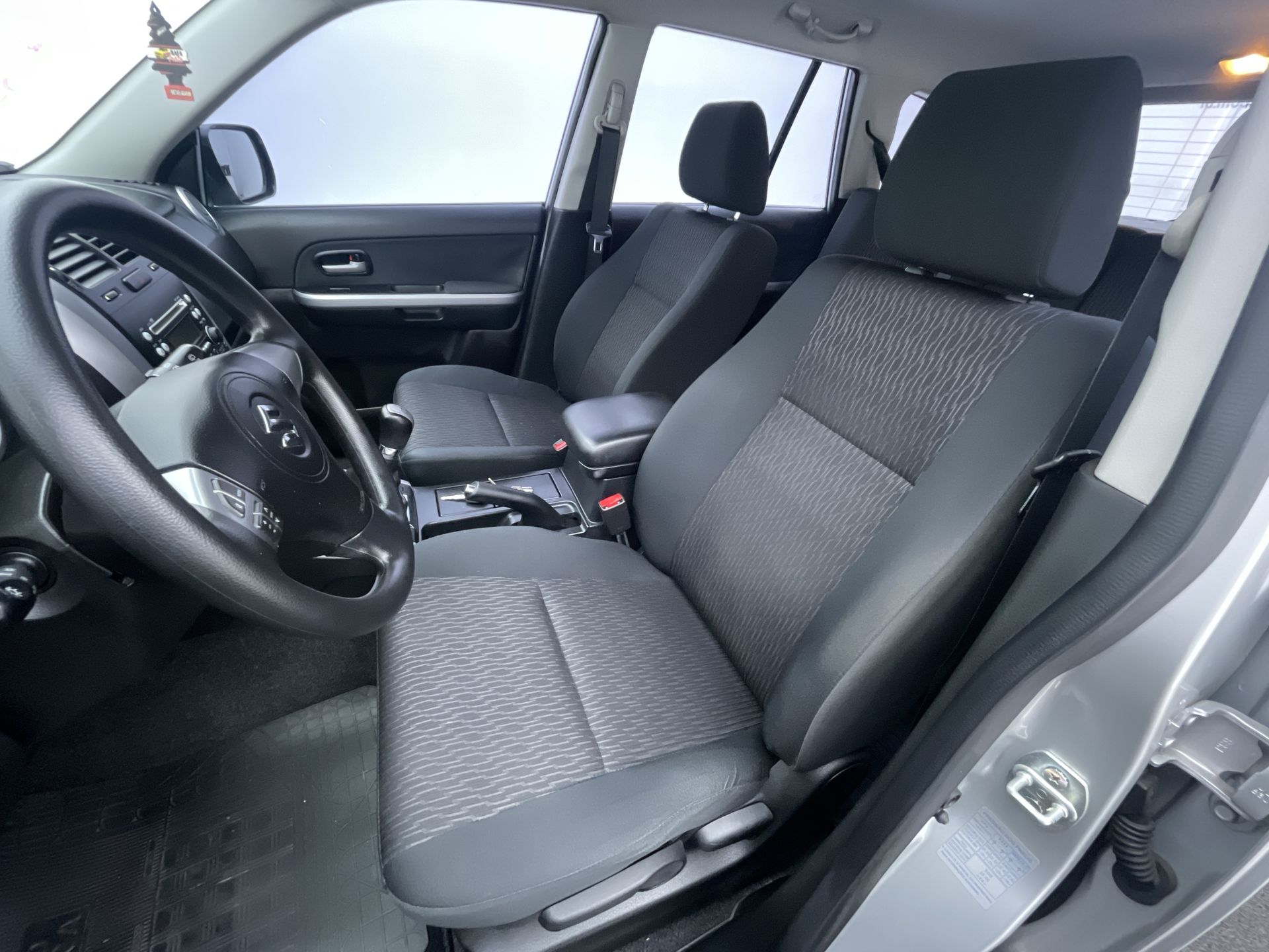 Grand Vitara 2.0 16V 4x2/4x4 5p Mec.