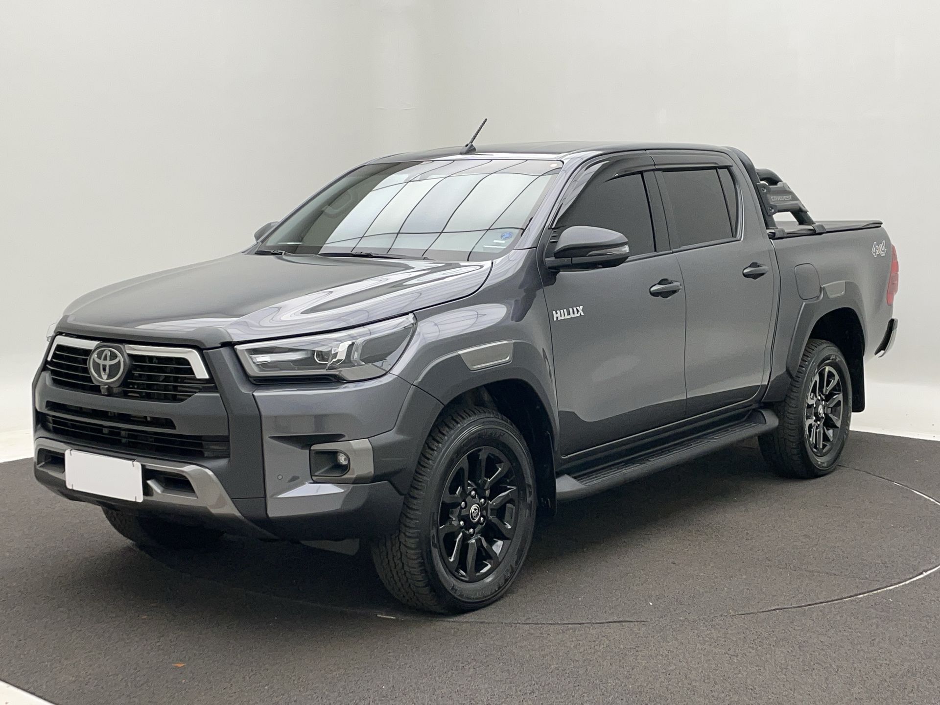 Toyota-HILUX-Hilux CD Conquest 4x4 2.8  Die.Aut