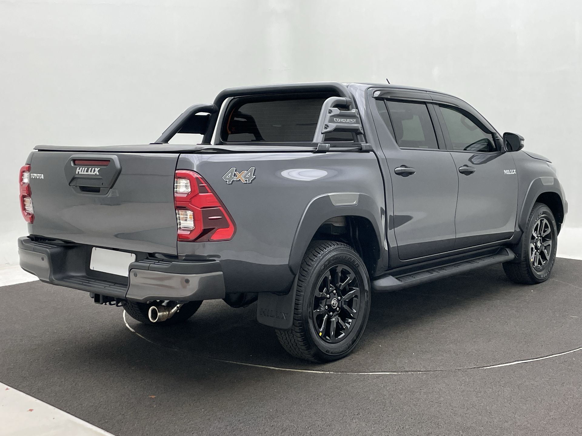 Toyota-HILUX-Hilux CD Conquest 4x4 2.8  Die.Aut