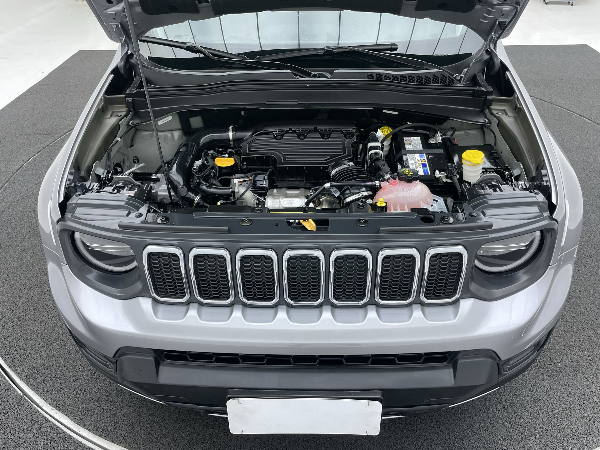Jeep-RENEGADE-Renegade Long. T270 1.3 TB 4x2 Flex Aut.