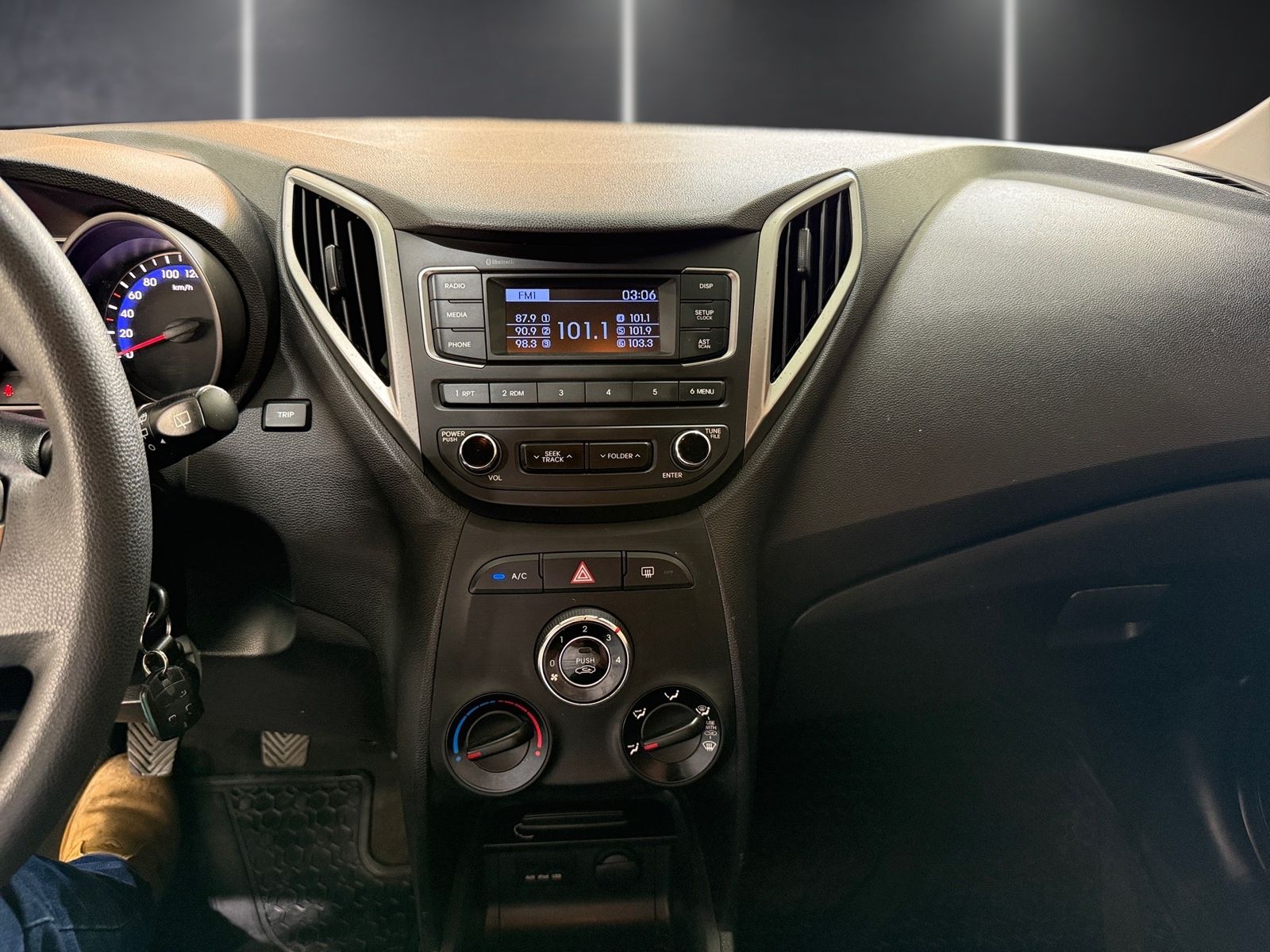 Hyundai-HB20-HB20 1.0M UNIQUE