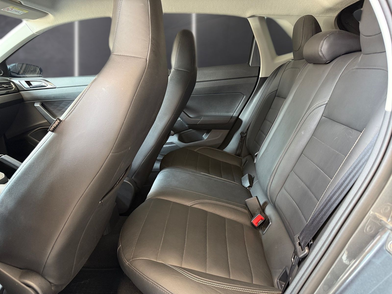 VW - Volkswagen-Polo-Polo Track 1.0 Flex 12V 5p