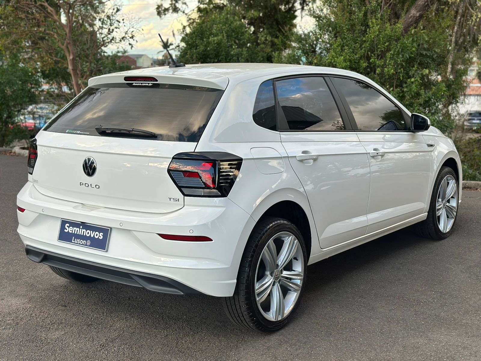 VW - Volkswagen-Polo-Polo Highline TSI 1.0 Flex 12V Aut.