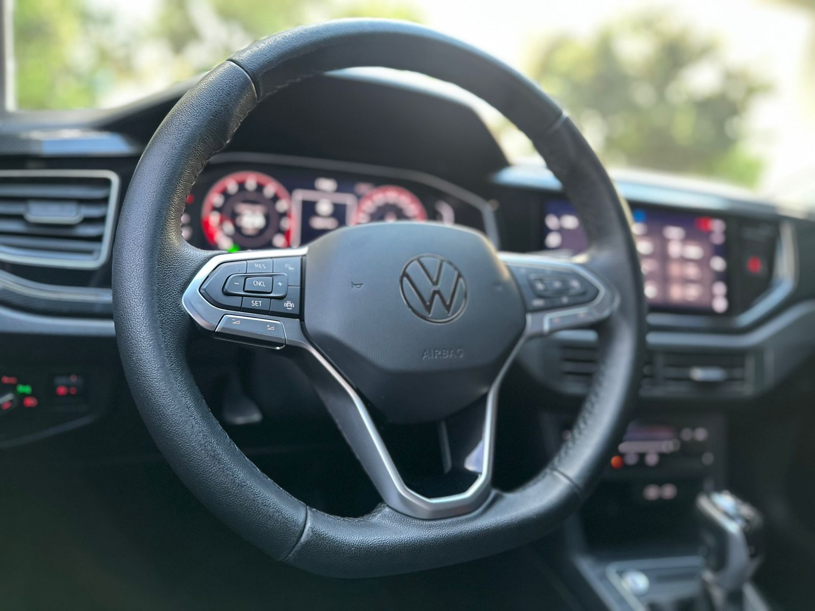 VW - Volkswagen-Polo-Polo Highline TSI 1.0 Flex 12V Aut.