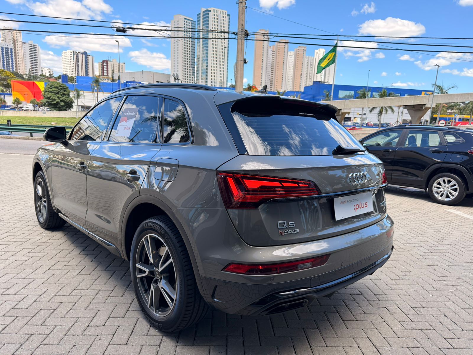 Audi-Q5-Q5 Performance 2.0 TFSIe S.Tr. Qt (Hib.)