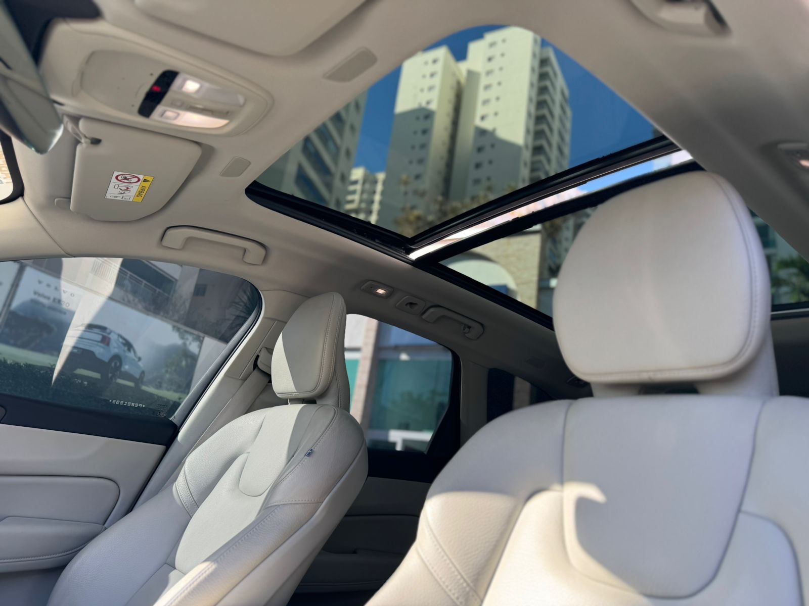 Volvo-XC 60-XC 60 T-8 Plus 2.0 AWD (Híbrido)