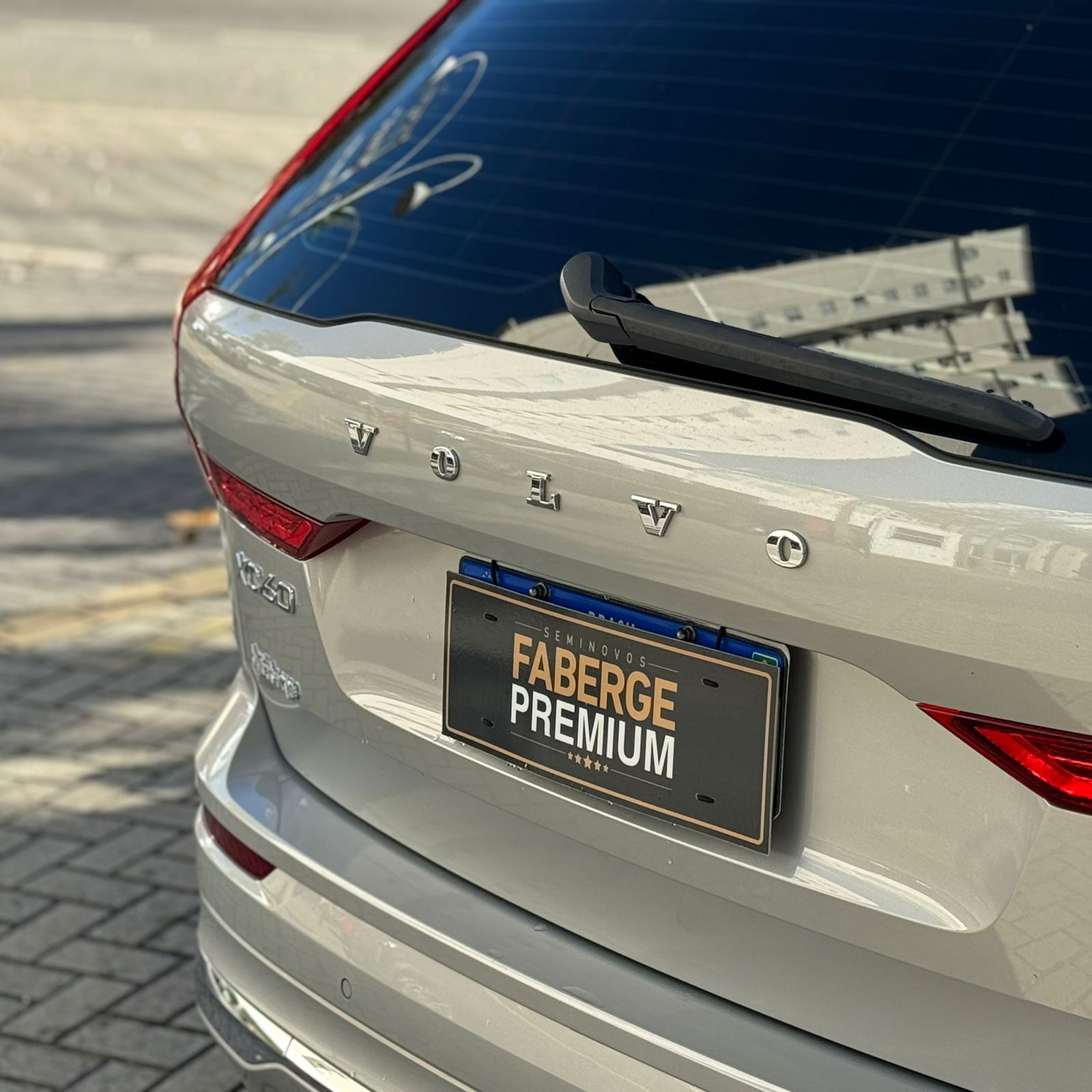 Volvo-XC 60-XC 60 T-8 Plus 2.0 AWD (Híbrido)