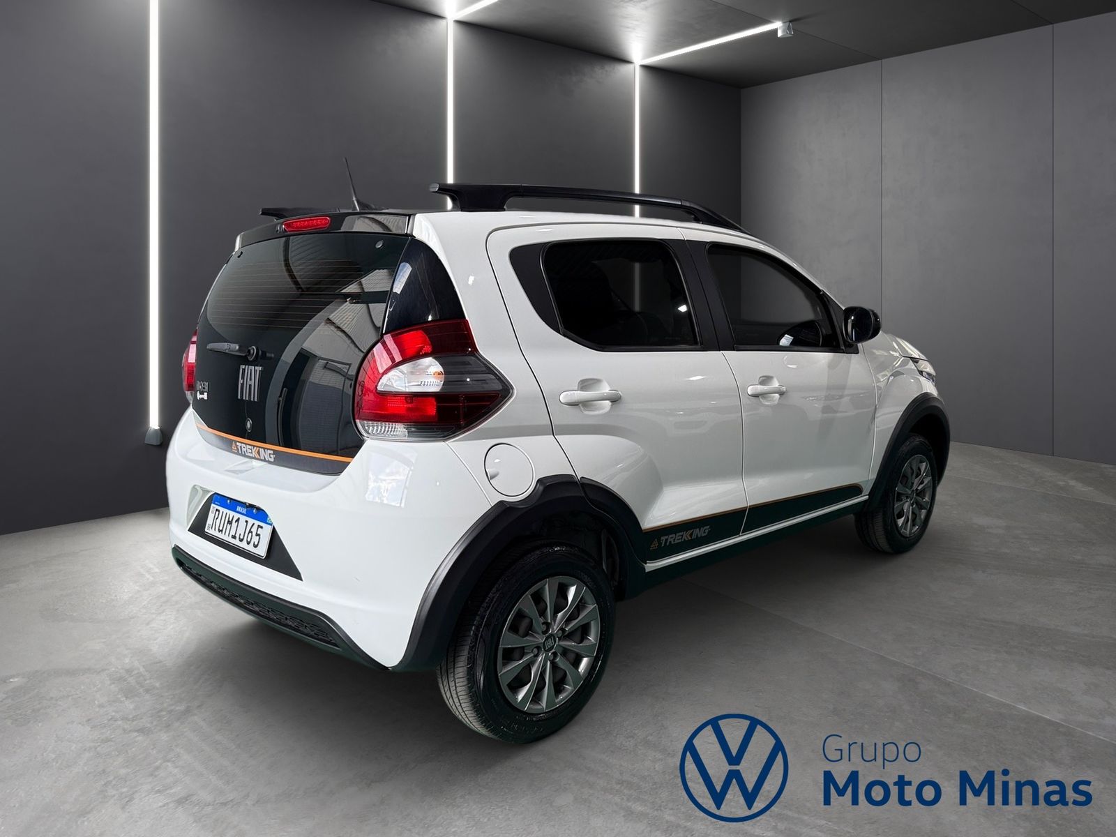 Fiat-MOBI-MOBI TREKKING 1.0 Flex 5p.