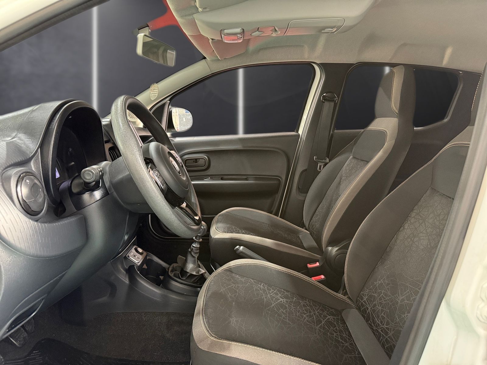 Fiat-MOBI-MOBI TREKKING 1.0 Flex 5p.