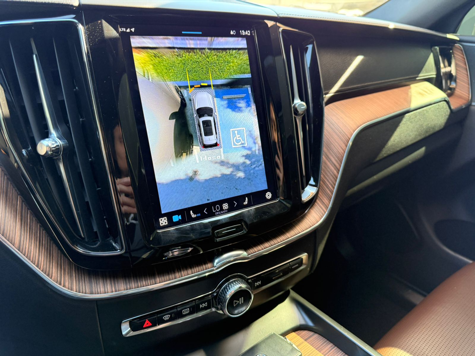 Volvo-XC 60-XC 60 T-8 Ultimate 2.0 AWD (Híbrido)