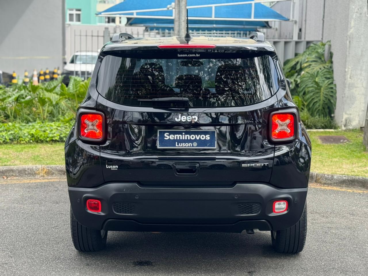 Jeep-RENEGADE-Renegade Sport 1.8 4x2 Flex 16V Aut.