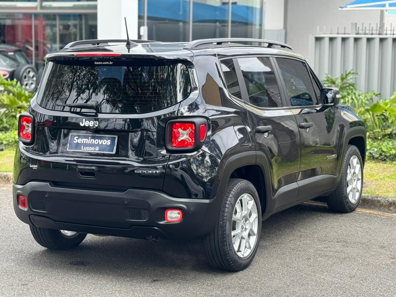 Jeep-RENEGADE-Renegade Sport 1.8 4x2 Flex 16V Aut.