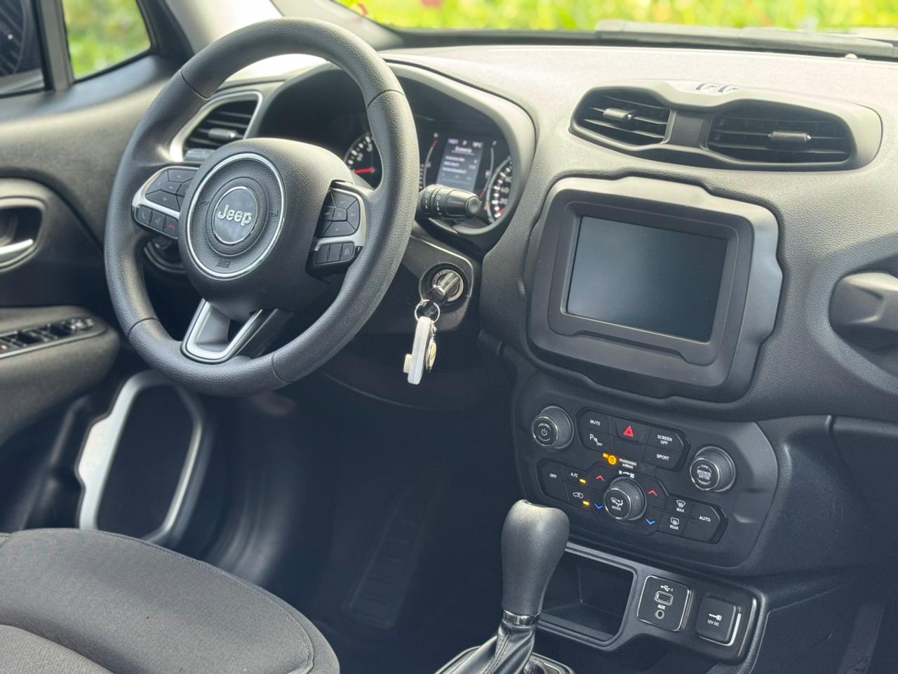 Jeep-RENEGADE-Renegade Sport 1.8 4x2 Flex 16V Aut.