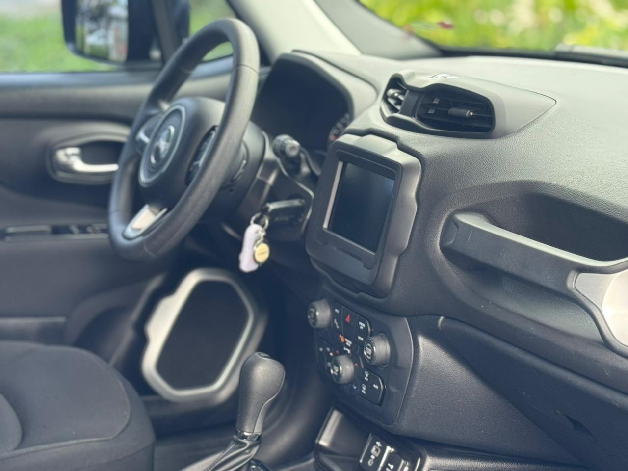 Jeep-RENEGADE-Renegade Sport 1.8 4x2 Flex 16V Aut.