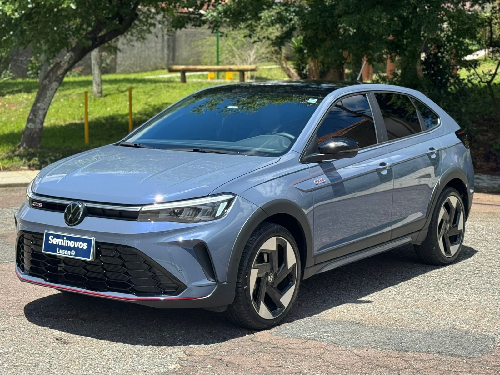 VW - Volkswagen-Nivus-Nivus GTS 1.4 250 TSI Flex Aut.