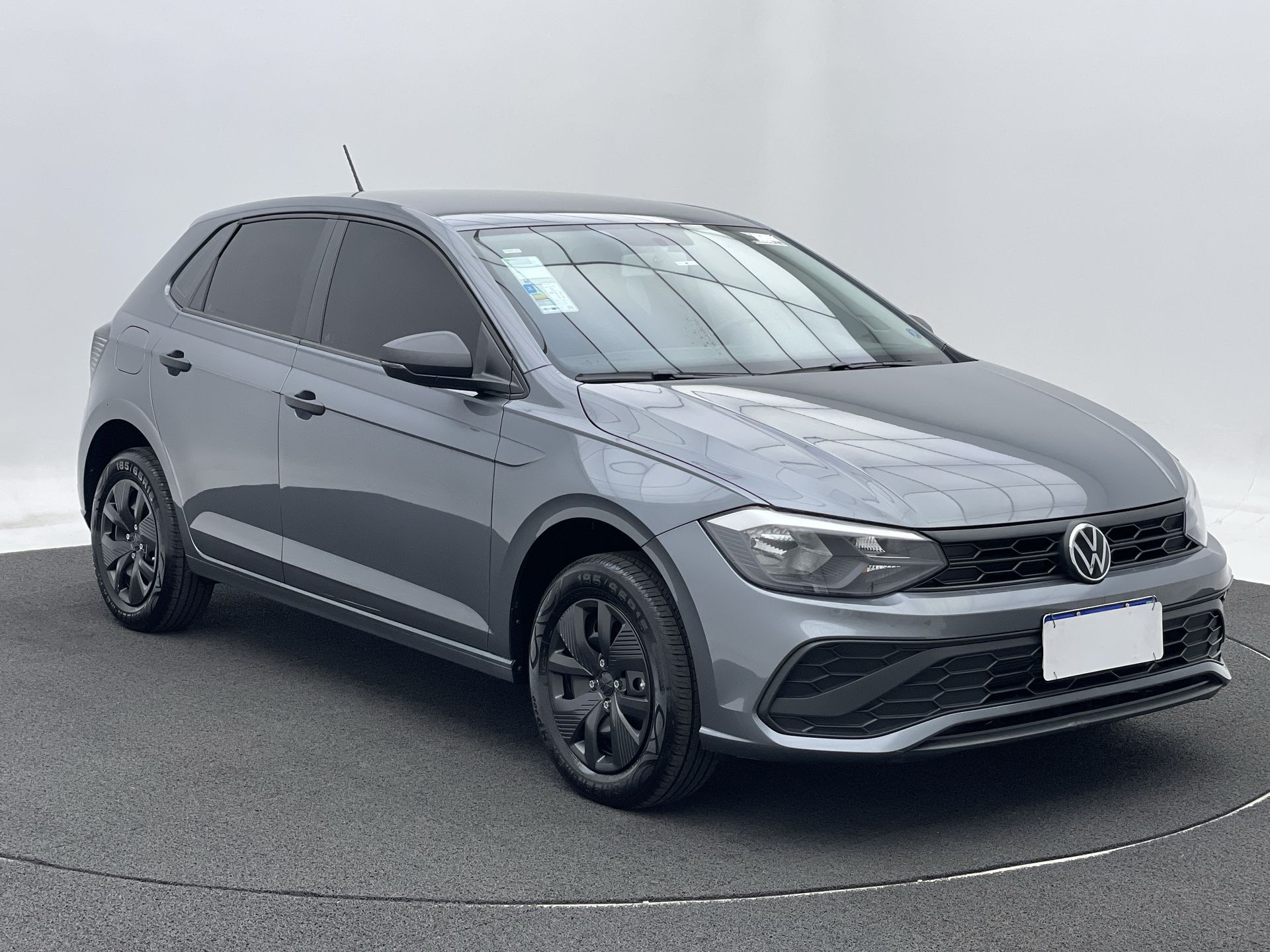 VW - Volkswagen-Polo-Polo Track 1.0 Flex 12V 5p