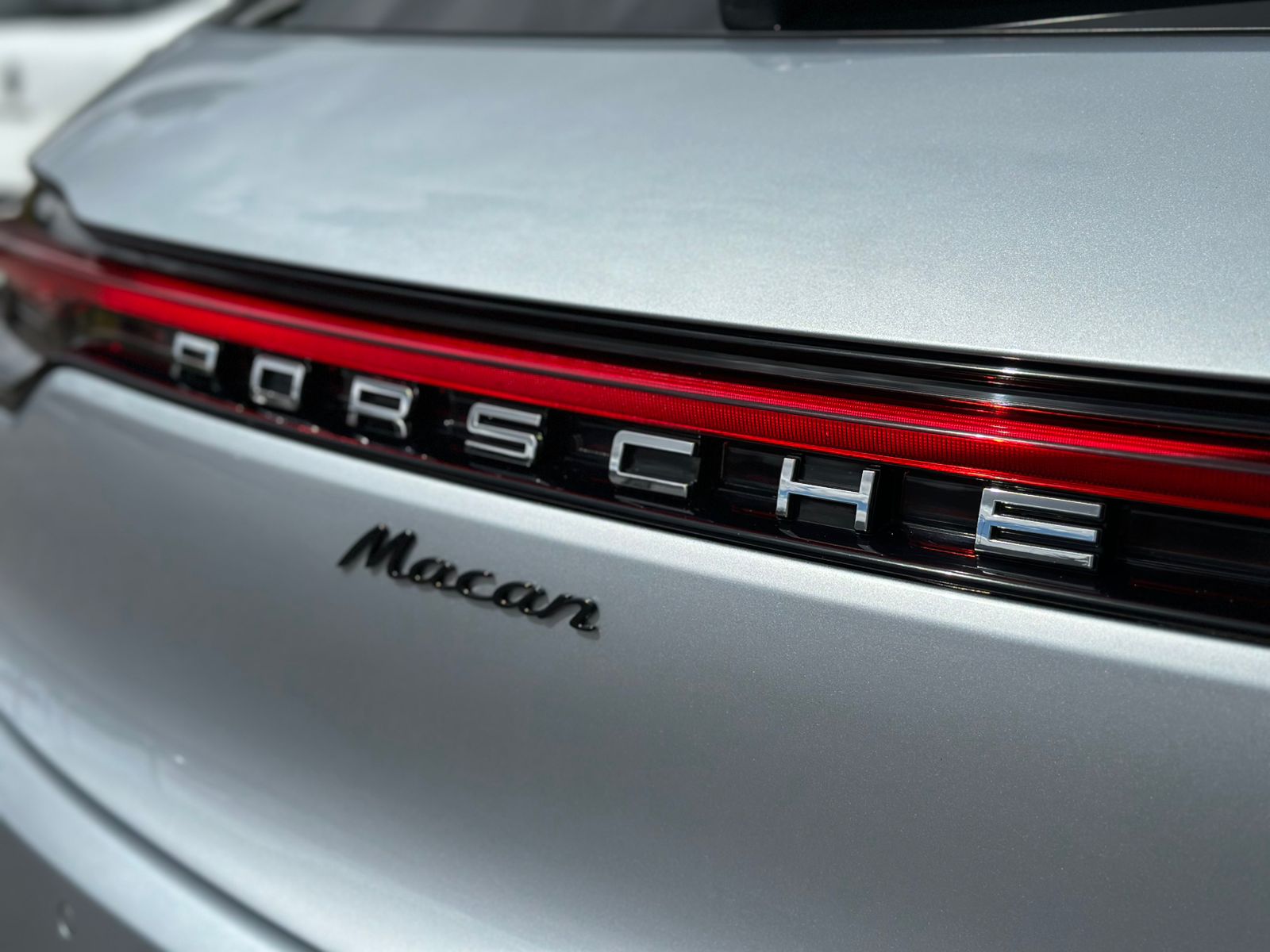 Porsche-MACAN-Macan 2.0 Turbo