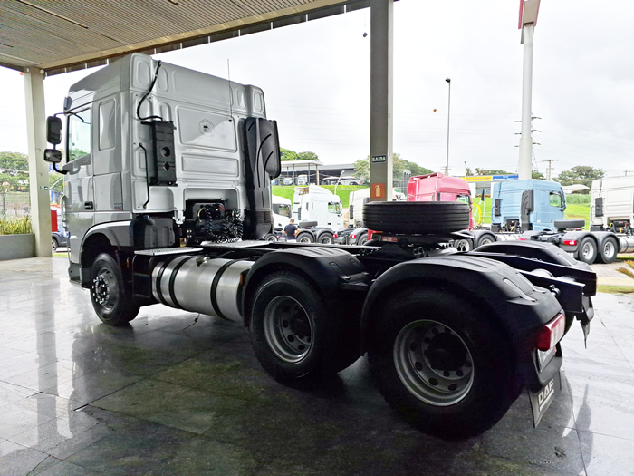 DAF-XF-XF FTS530 6x2 Space Cab (diesel)(E5)