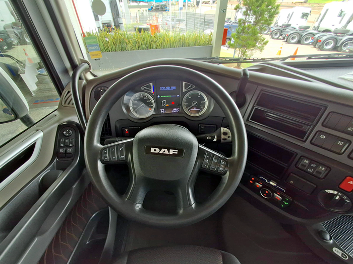 DAF-XF-XF FTS530 6x2 Space Cab (diesel)(E5)