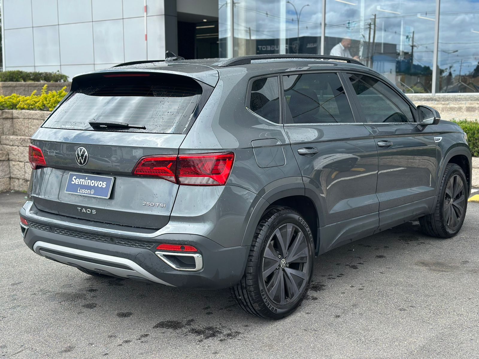 VW - Volkswagen-TAOS-TAOS Comfortline 1.4 250 TSI Flex Aut.