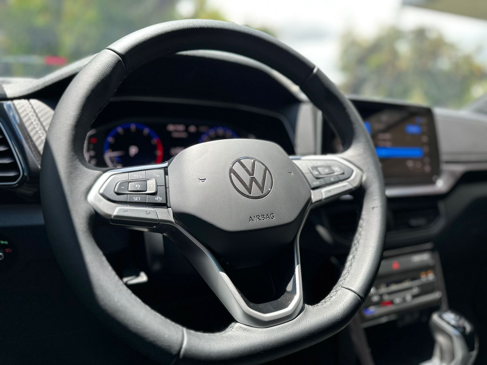 VW - Volkswagen-T-Cross-T-Cross Hig. 250 TSI 1.4 Flex 16V 5p Aut