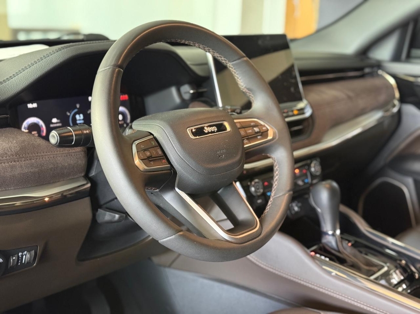 Jeep-COMMANDER-1.3 T270 TURBO FLEX OVERLAND AT6