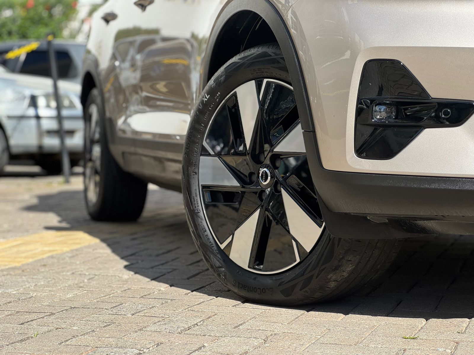 Volvo-XC 40-XC 40 Recharge Plus (Elétrico)