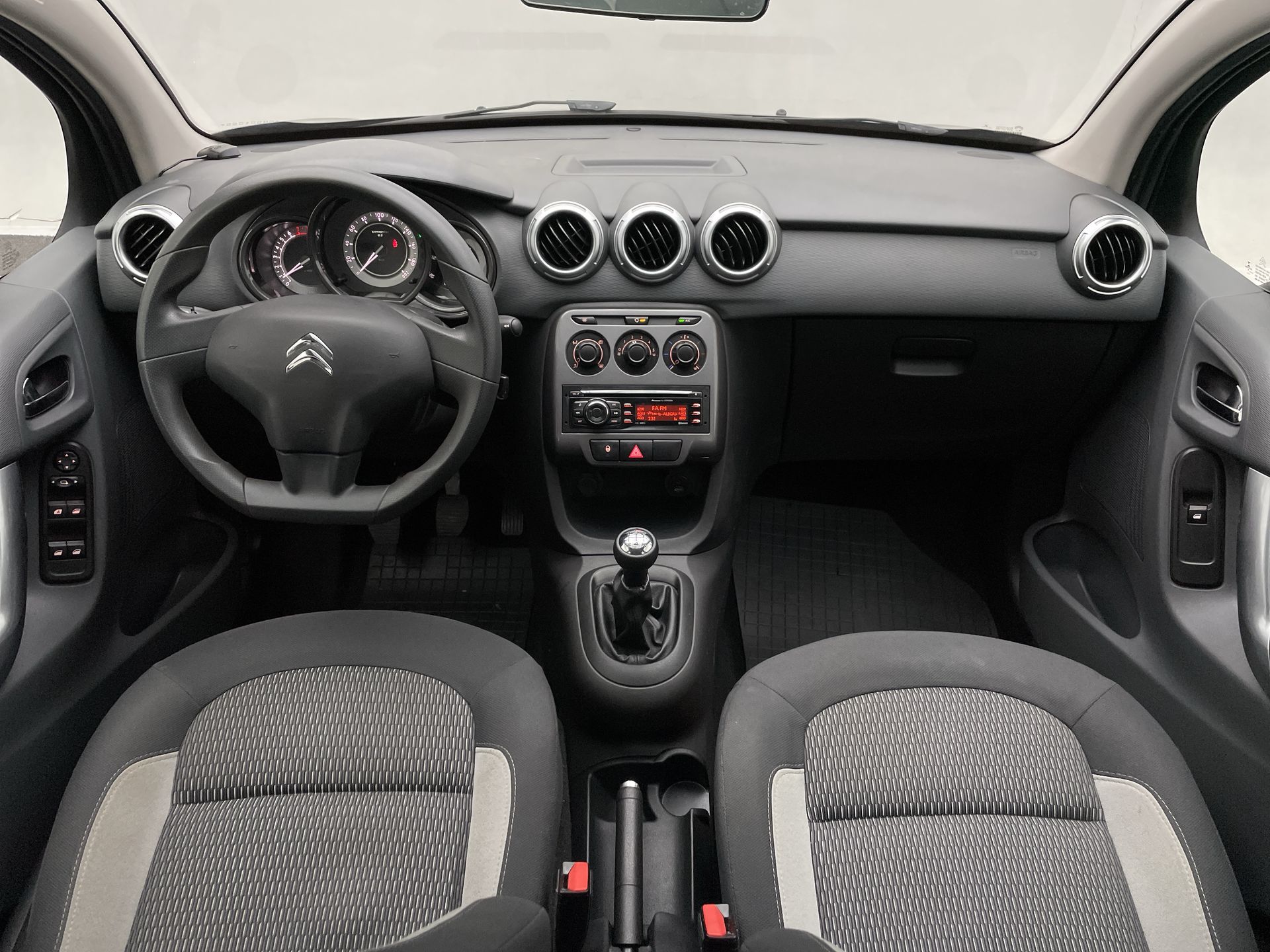 Citroën-C3-C3 Tendance 1.5 Flex 8V 5p Mec.