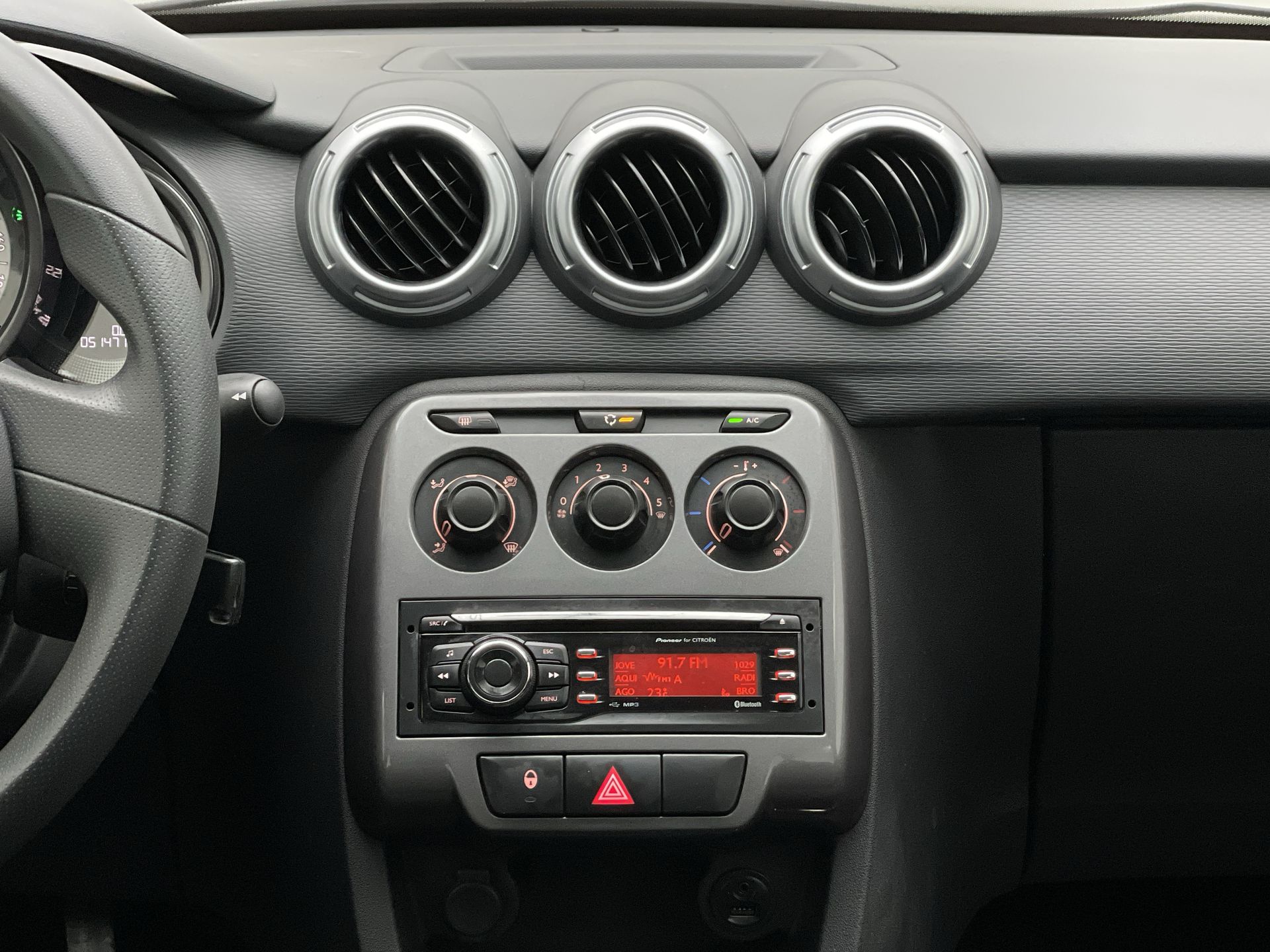 Citroën-C3-C3 Tendance 1.5 Flex 8V 5p Mec.