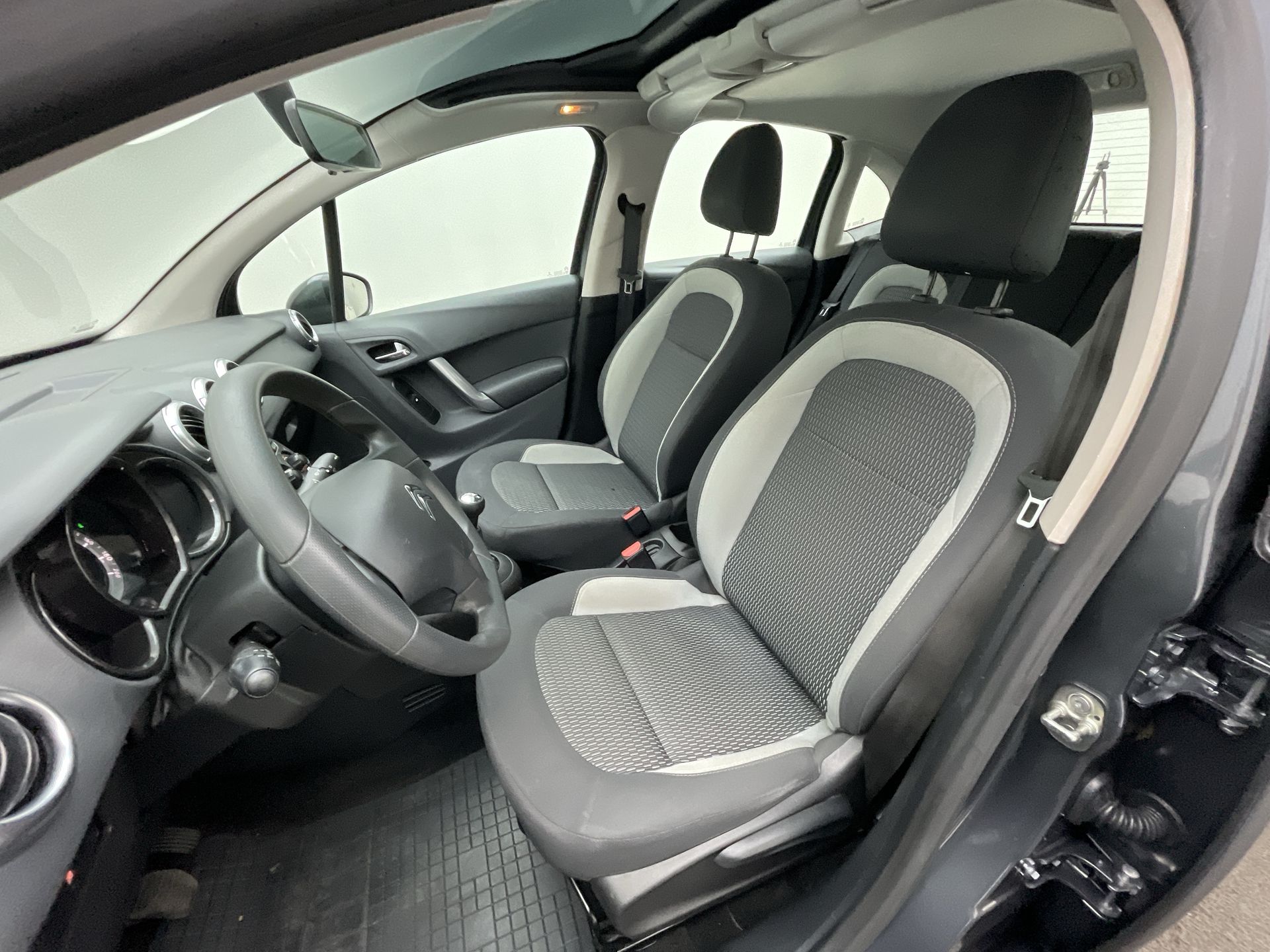 Citroën-C3-C3 Tendance 1.5 Flex 8V 5p Mec.