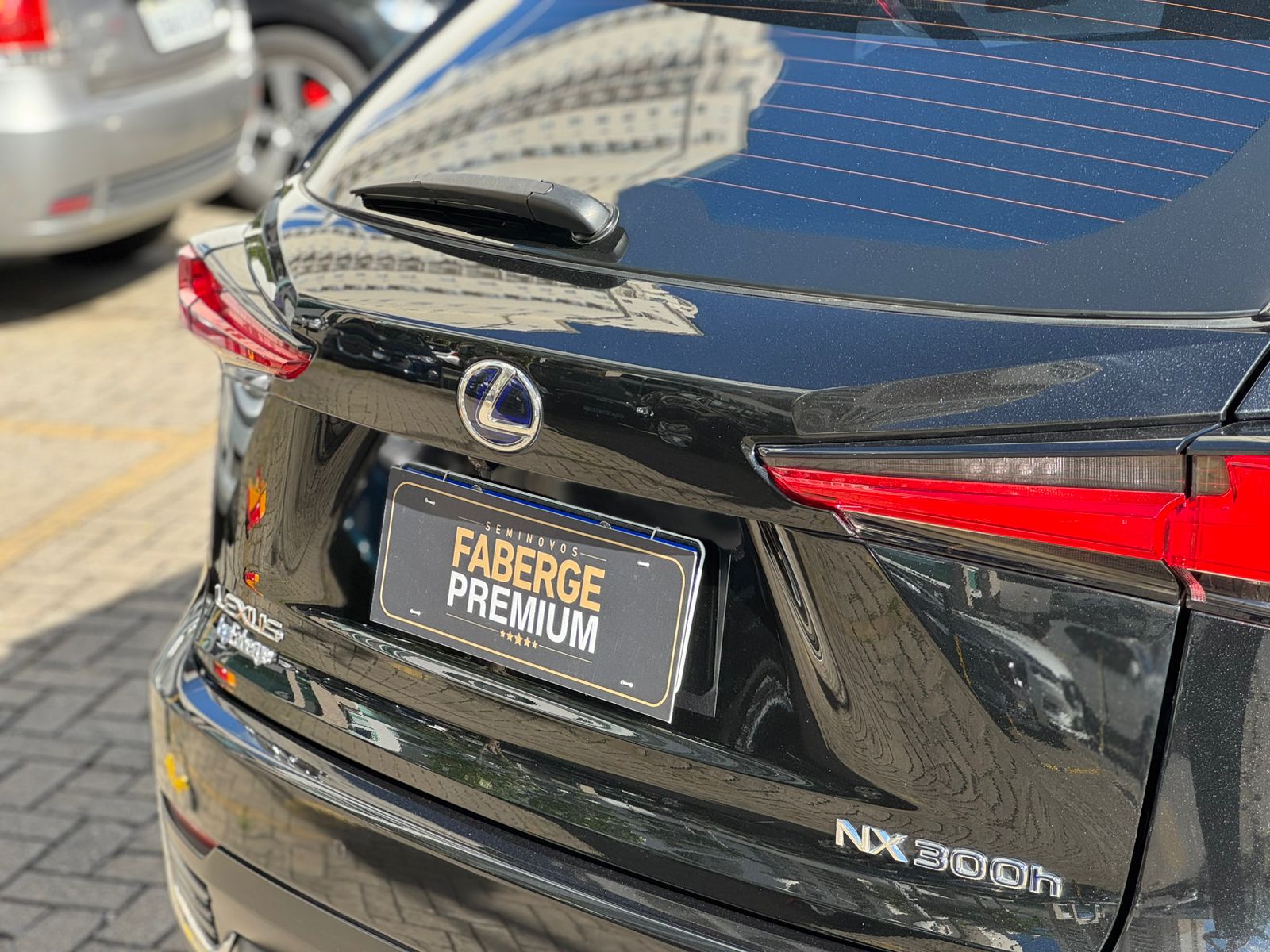 Lexus-NX-NX-300h Dynamic 2.5 16V Aut.(Hybrid)