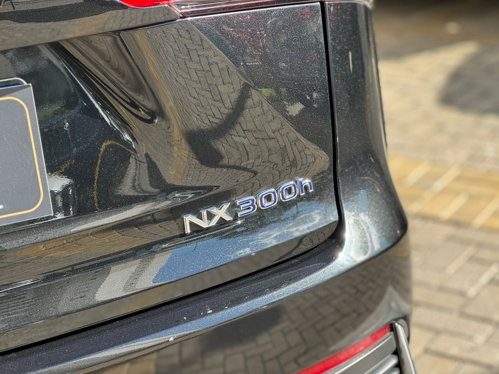 Lexus-NX-NX-300h Dynamic 2.5 16V Aut.(Hybrid)