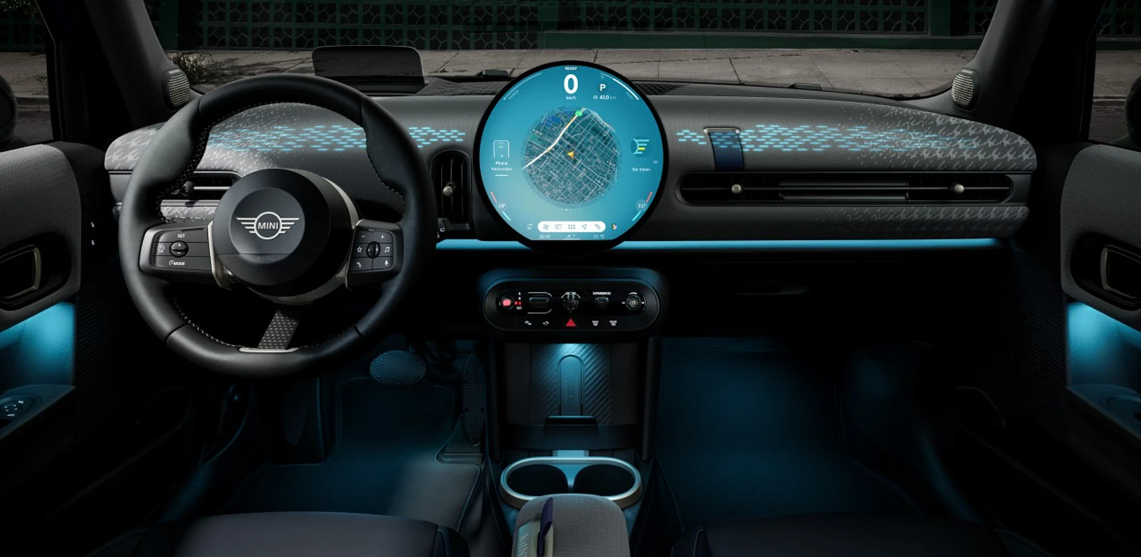 INTERIOR TOTALMENTE RENOVADO E UMA CLARA REFERÊNCIA AO MINI CLÁSSICO.