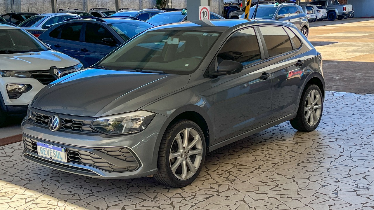 Polo Track 1.0 Flex 12V 5p