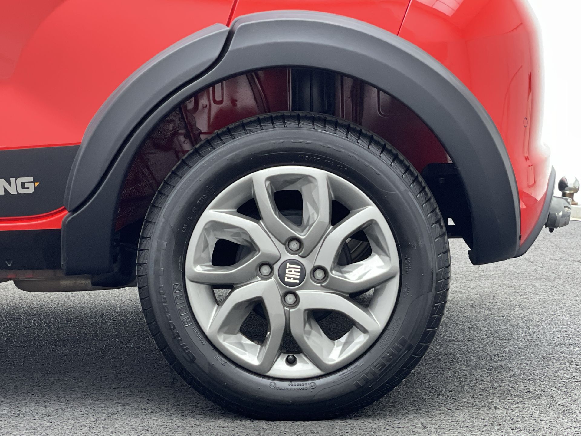 Fiat-MOBI-MOBI TREKKING 1.0 Flex 5p.