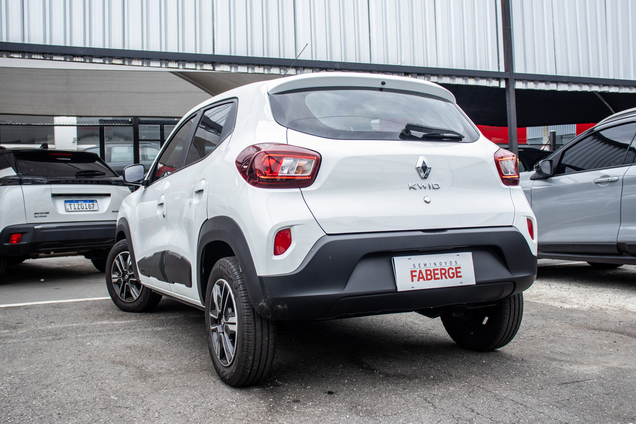 Renault-KWID-KWID Intense 1.0 Flex 12V 5p Mec.