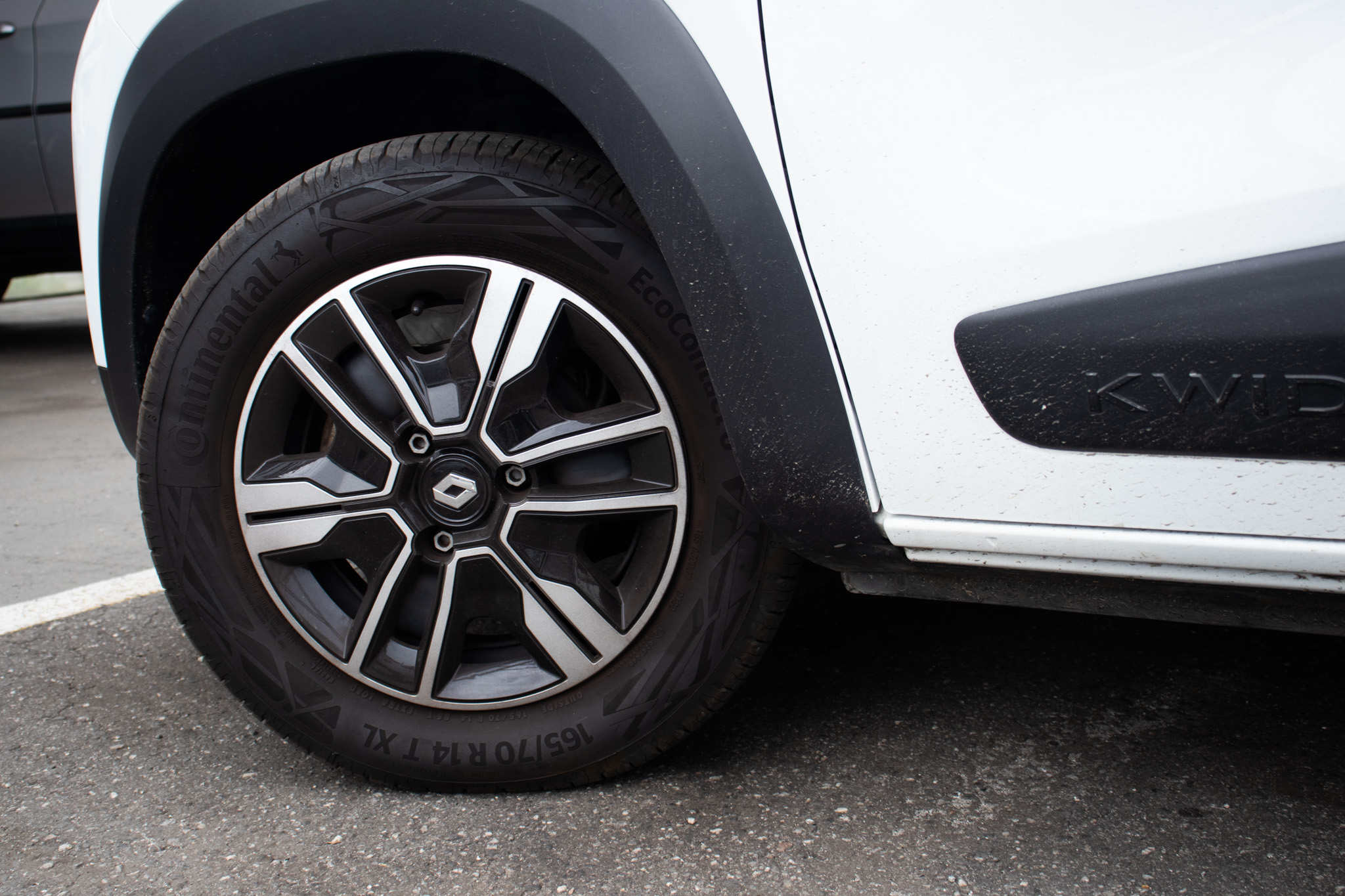 Renault-KWID-KWID Intense 1.0 Flex 12V 5p Mec.