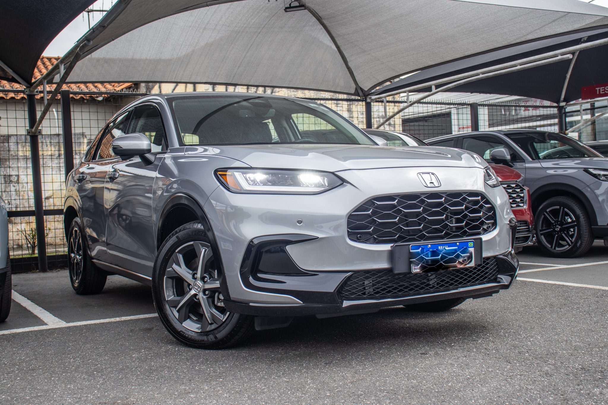 Honda-ZR-V-ZR-V Touring 2.0 16V 5p Aut.