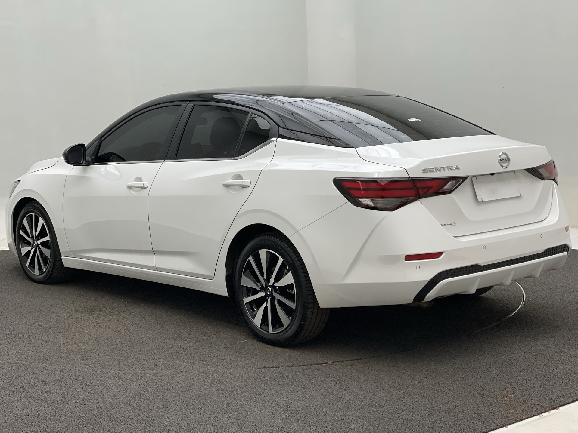 Sentra Advance 2.0 16V Aut.