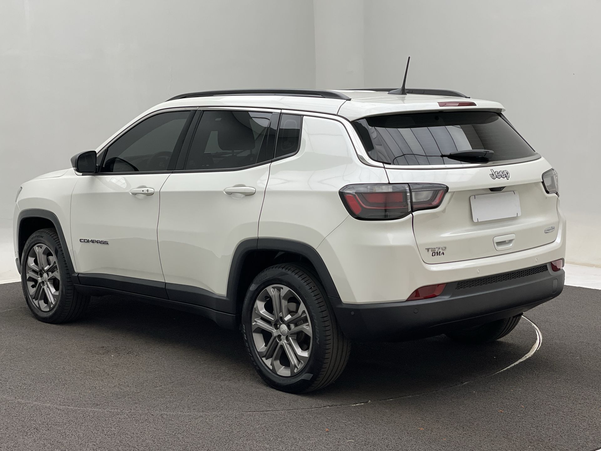 Jeep-COMPASS-COMPASS LONG. T270 1.3 TB 4x2 Flex Aut.